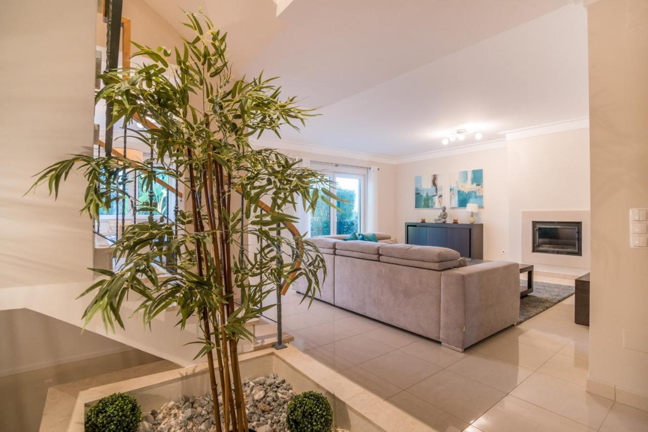 Вилла Portimao Elegant House With Pool By Homing Экстерьер фото