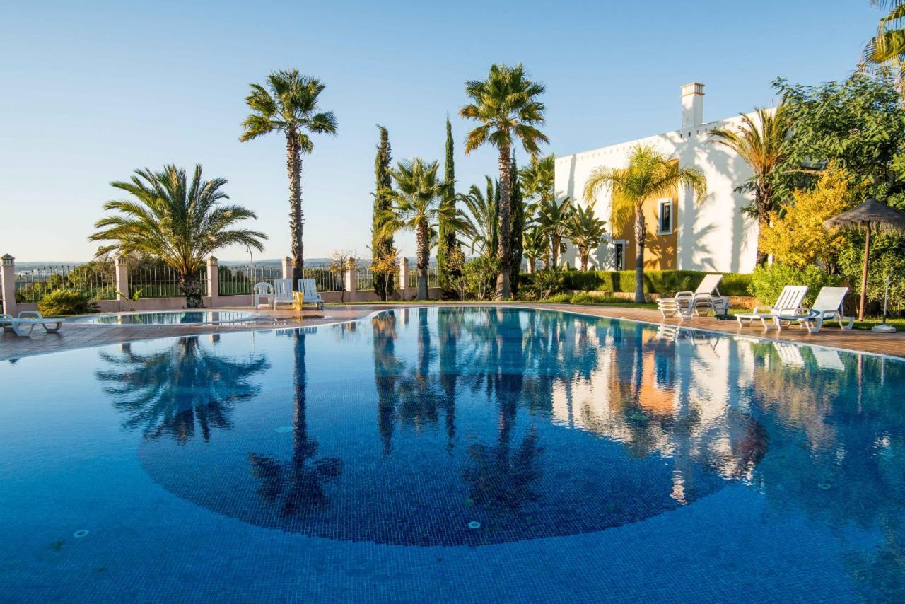 Вилла Portimao Elegant House With Pool By Homing Экстерьер фото